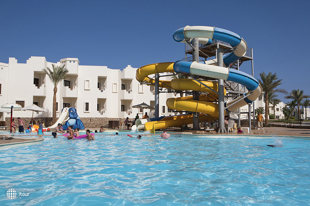 Sharm Resort 13
