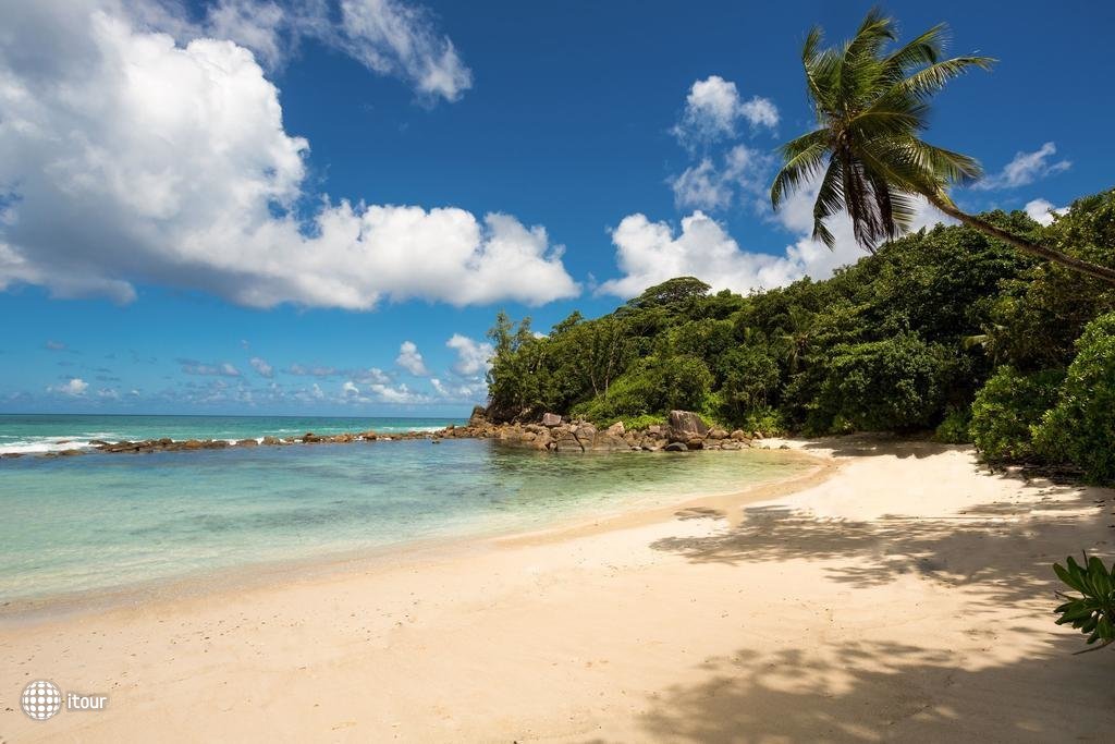 Avani Seychelles Barbarons Resort & Spa 2