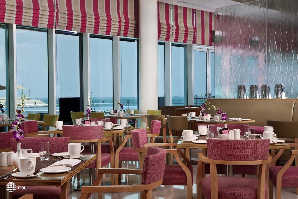 Hilton Doha 9