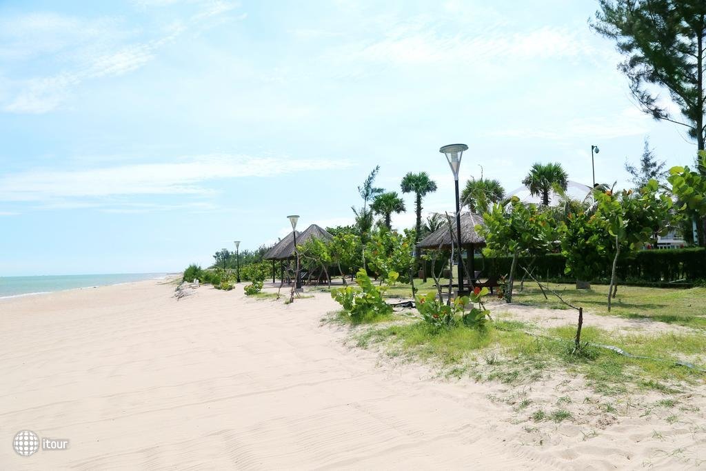 Carmelina Beach Resort 24