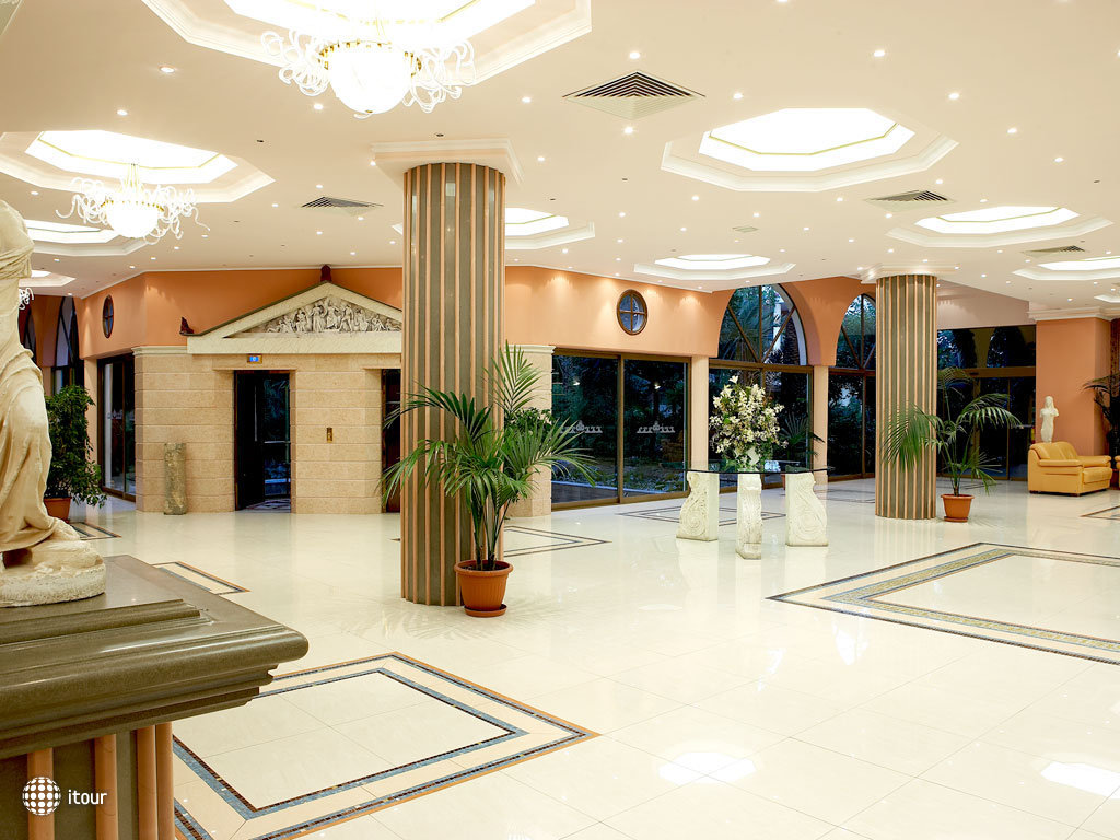 Atrium Palace Thalasso Spa Resort & Villas 14