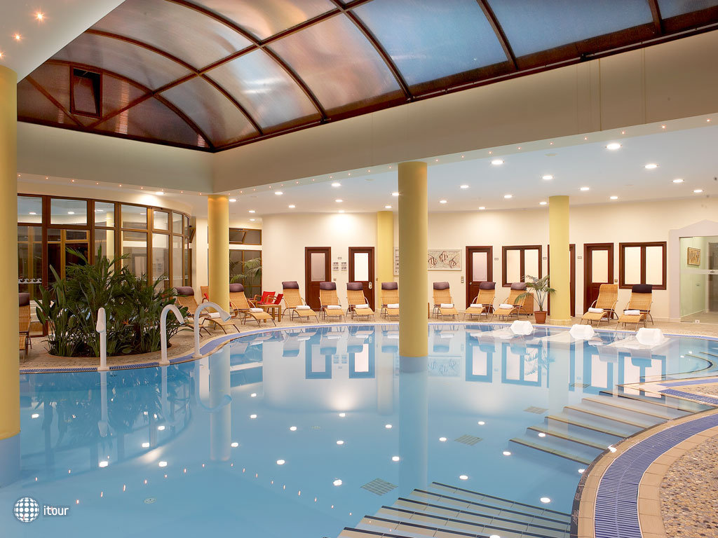 Atrium Palace Thalasso Spa Resort & Villas 16