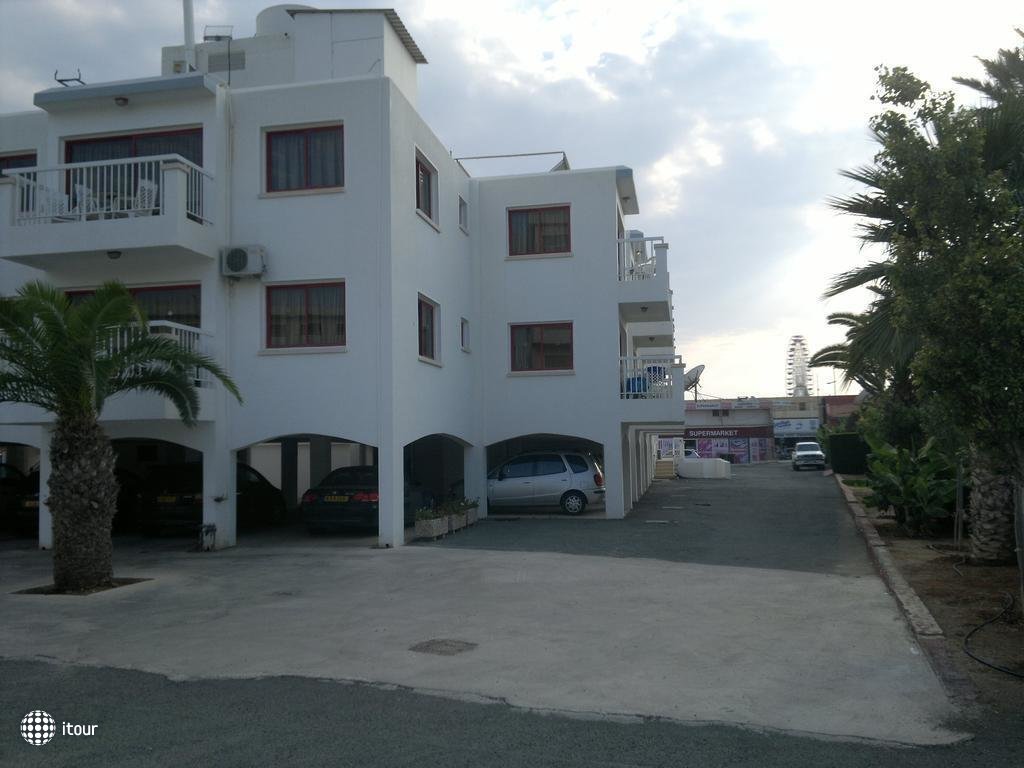 Androthea Hotel Apartments 3
