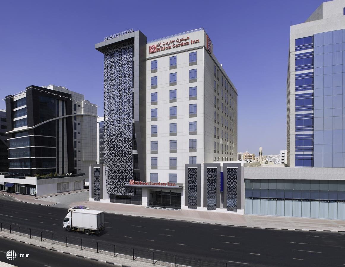 Hilton Garden Inn Dubai Al Muraqabat 2