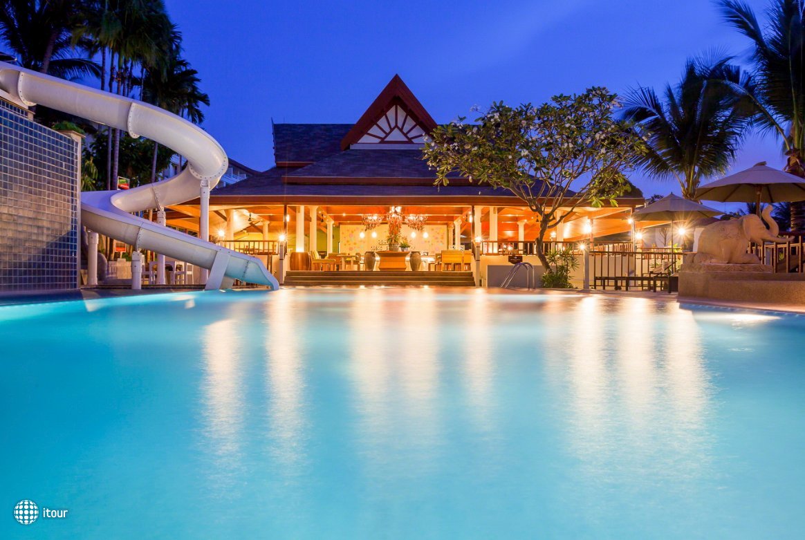 Andamantra Resort & Villa Phuket 38