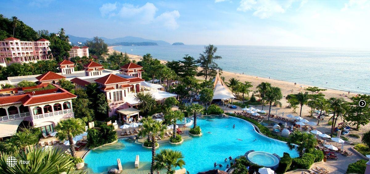 Centara Grand Beach Resort Phuket 49