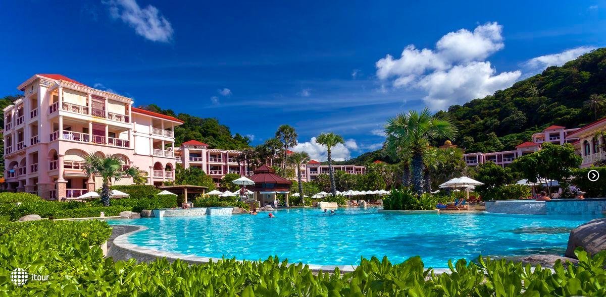 Centara Grand Beach Resort Phuket 47