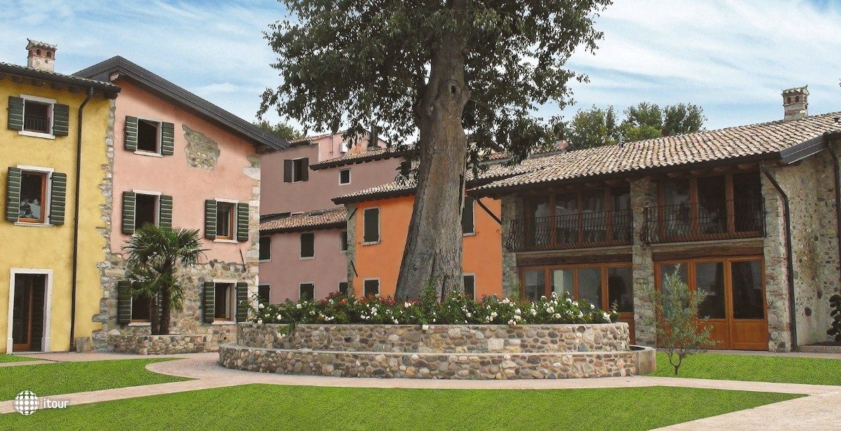 Residence Borgo Mondragon 3