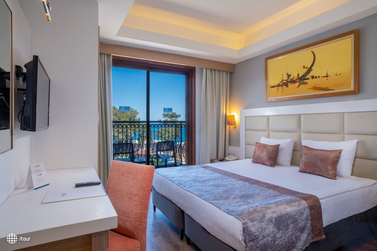 Fore Resort & Spa 4