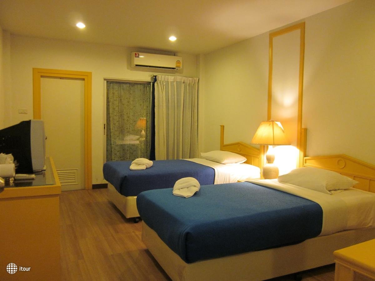 Deeden Pattaya Resort 6