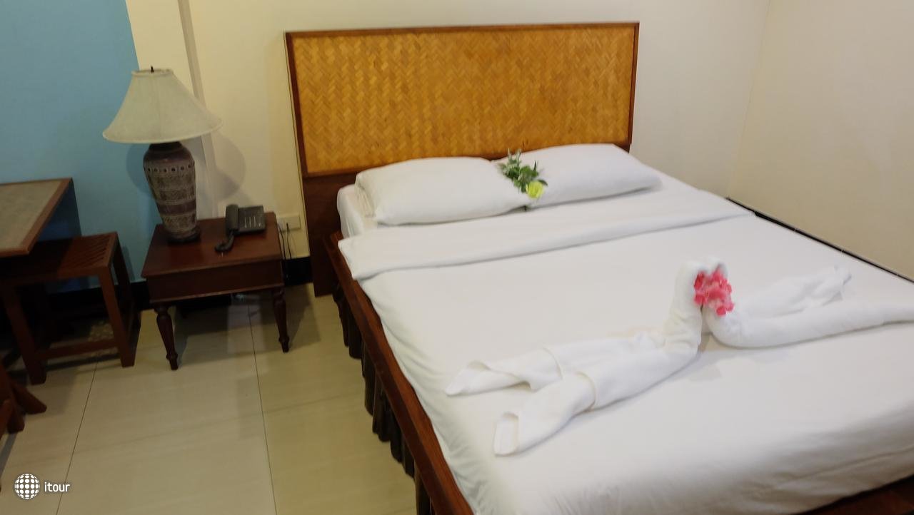 Deeden Pattaya Resort 15