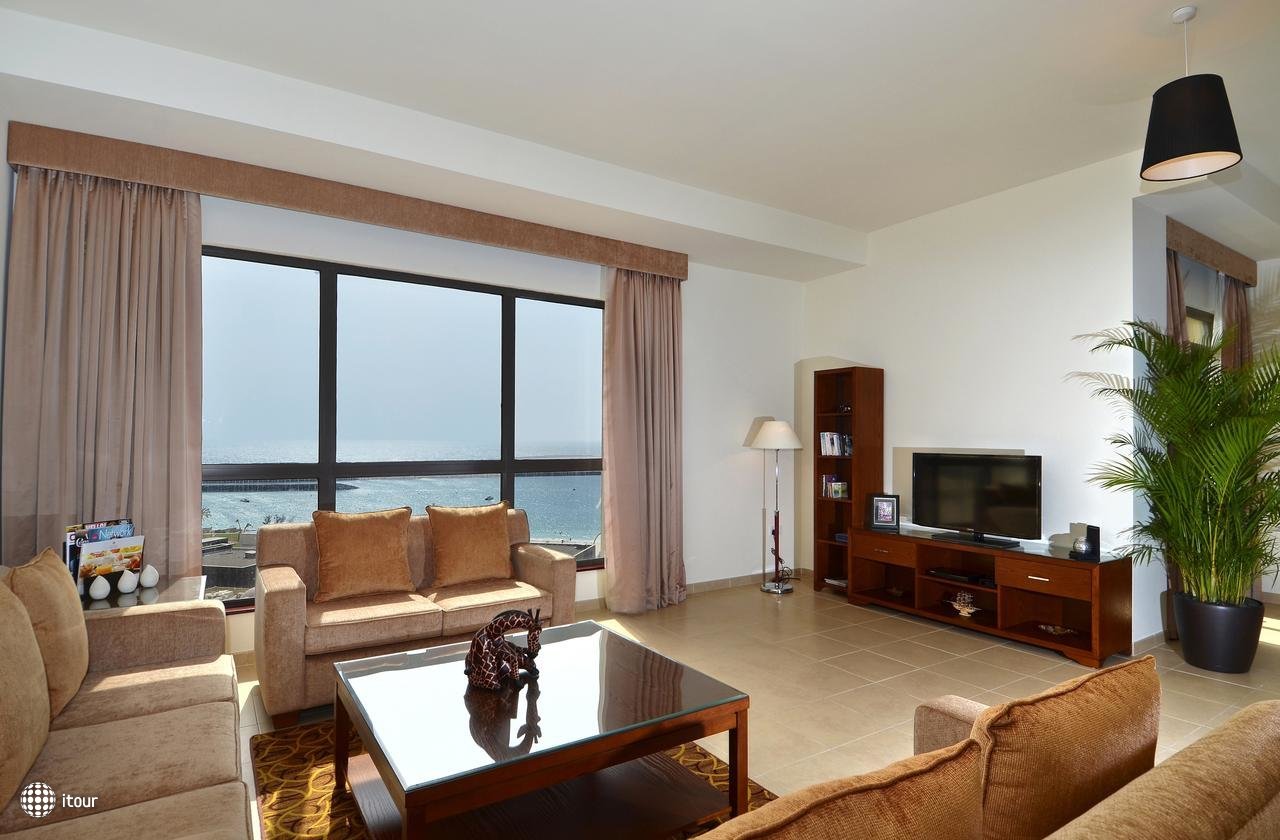 Roda Amwaj Suites 23