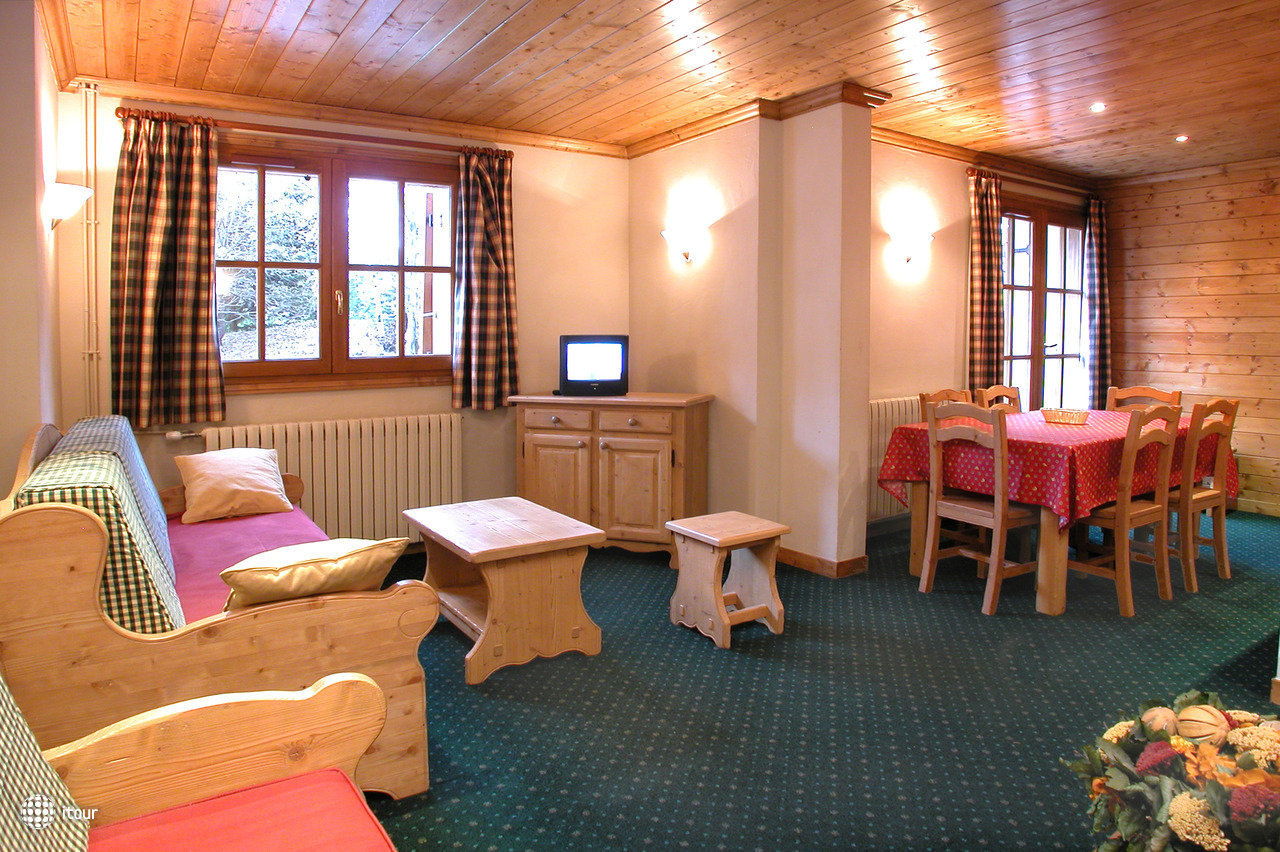 Alpina Lodge Residense 10