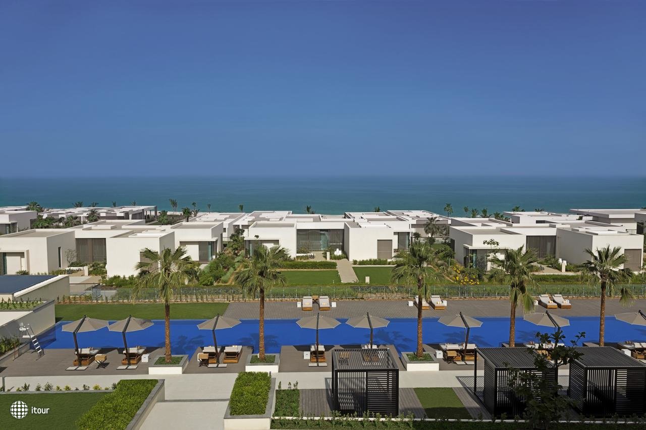 The Oberoi Beach Resort Al Zorah 3