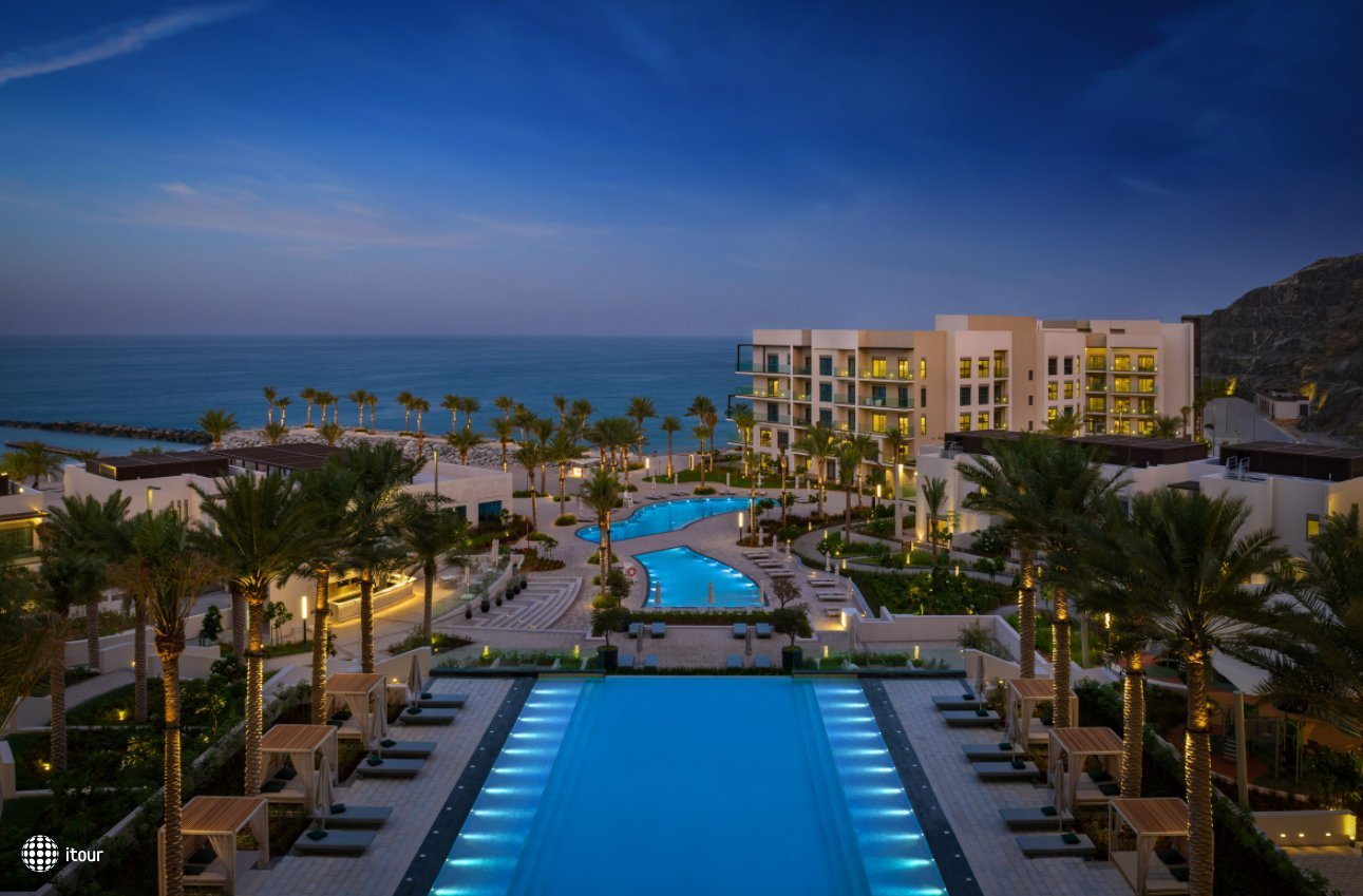 Address Beach Resort Fujairah 17