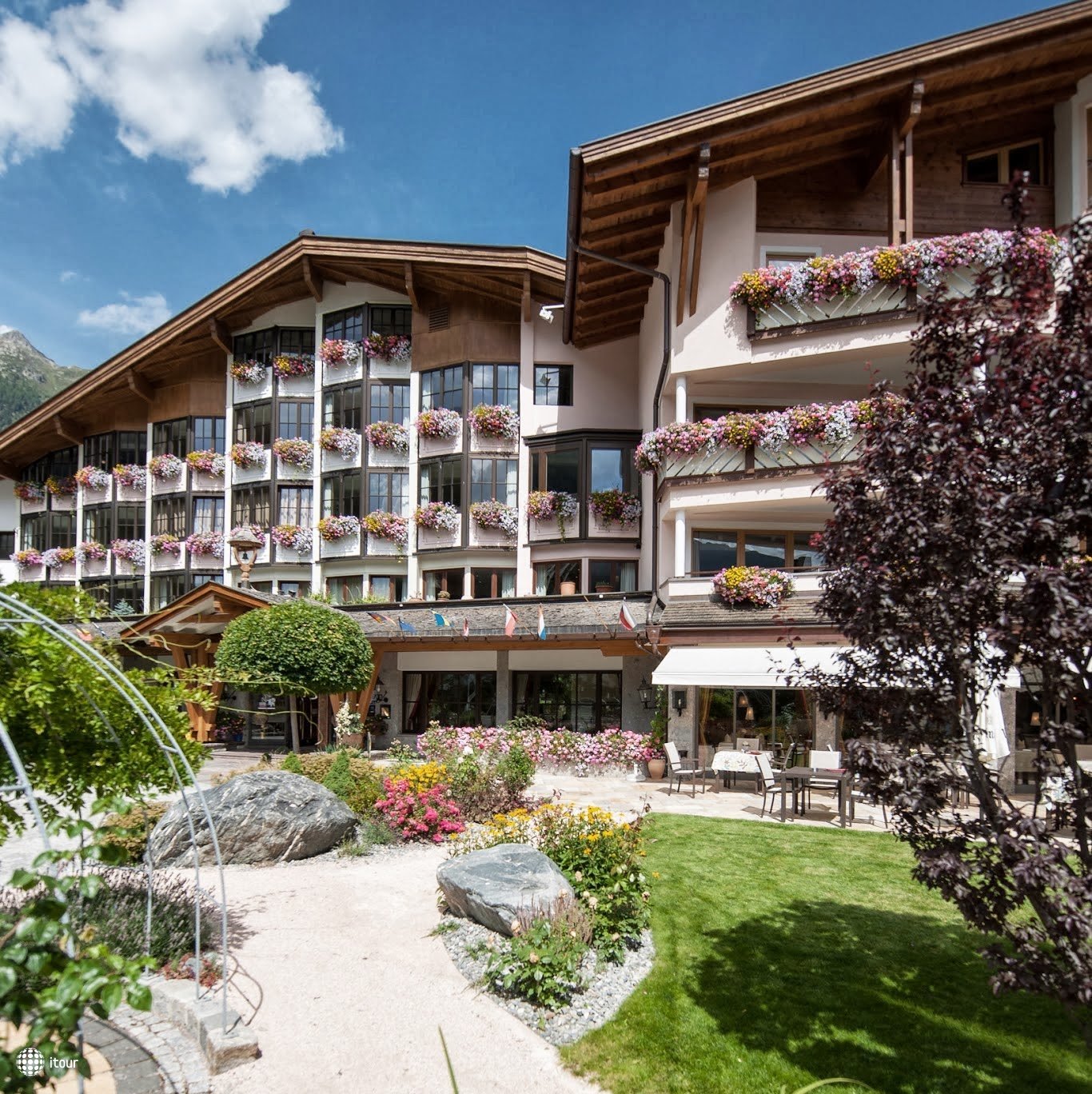 Das Central Alpin Luxury Life Hotel 9