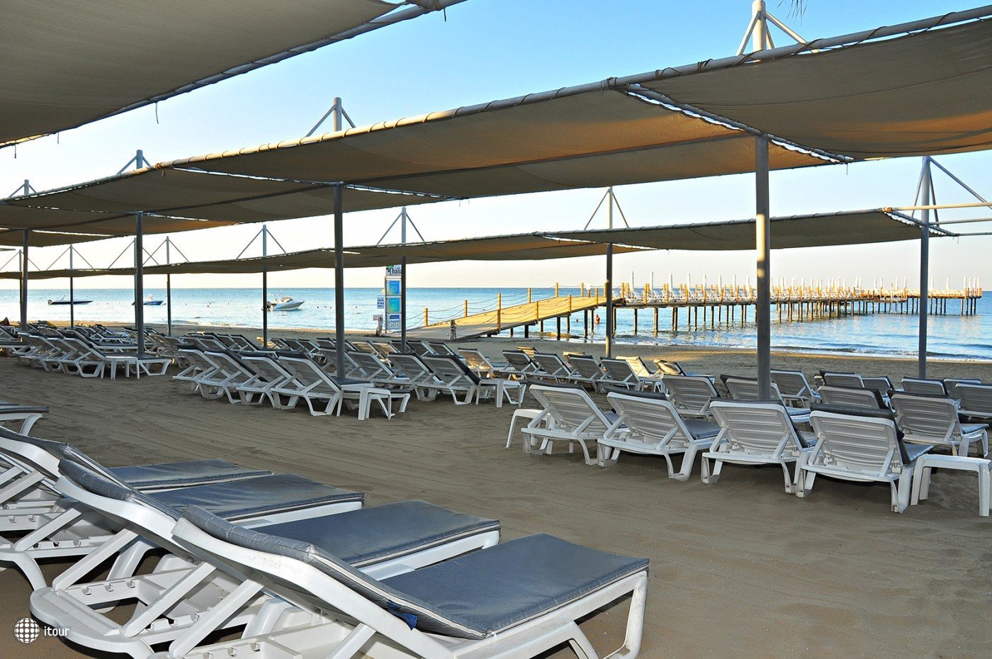Thalia Beach Resort 58