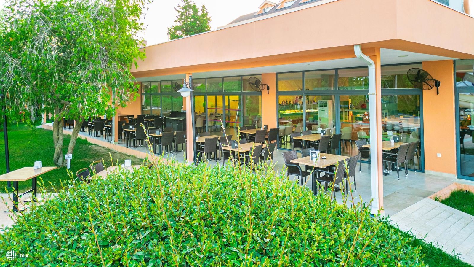 Viking Park Hotel & Spa 12