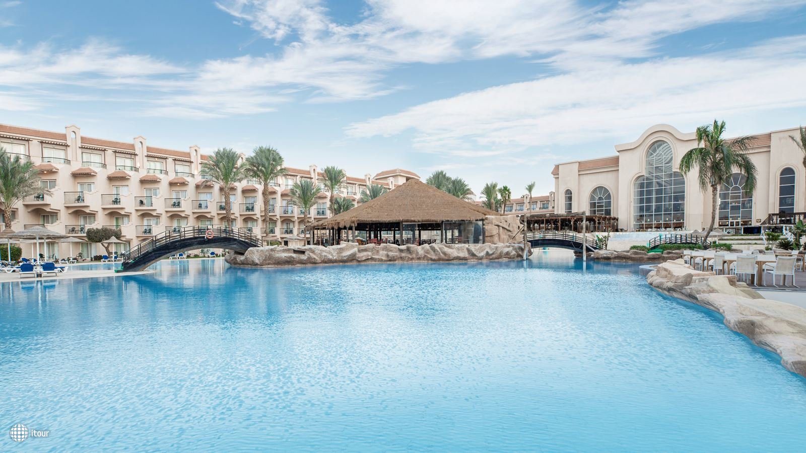 Pyramisa Beach Resort Sahl Hasheesh 1