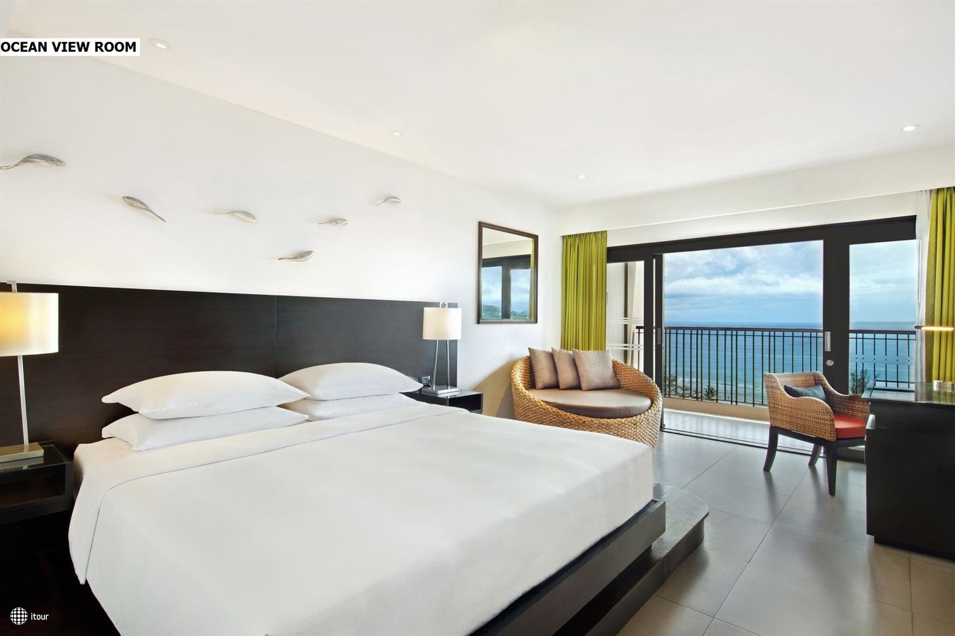 Hyatt Regency Phuket Resort 11