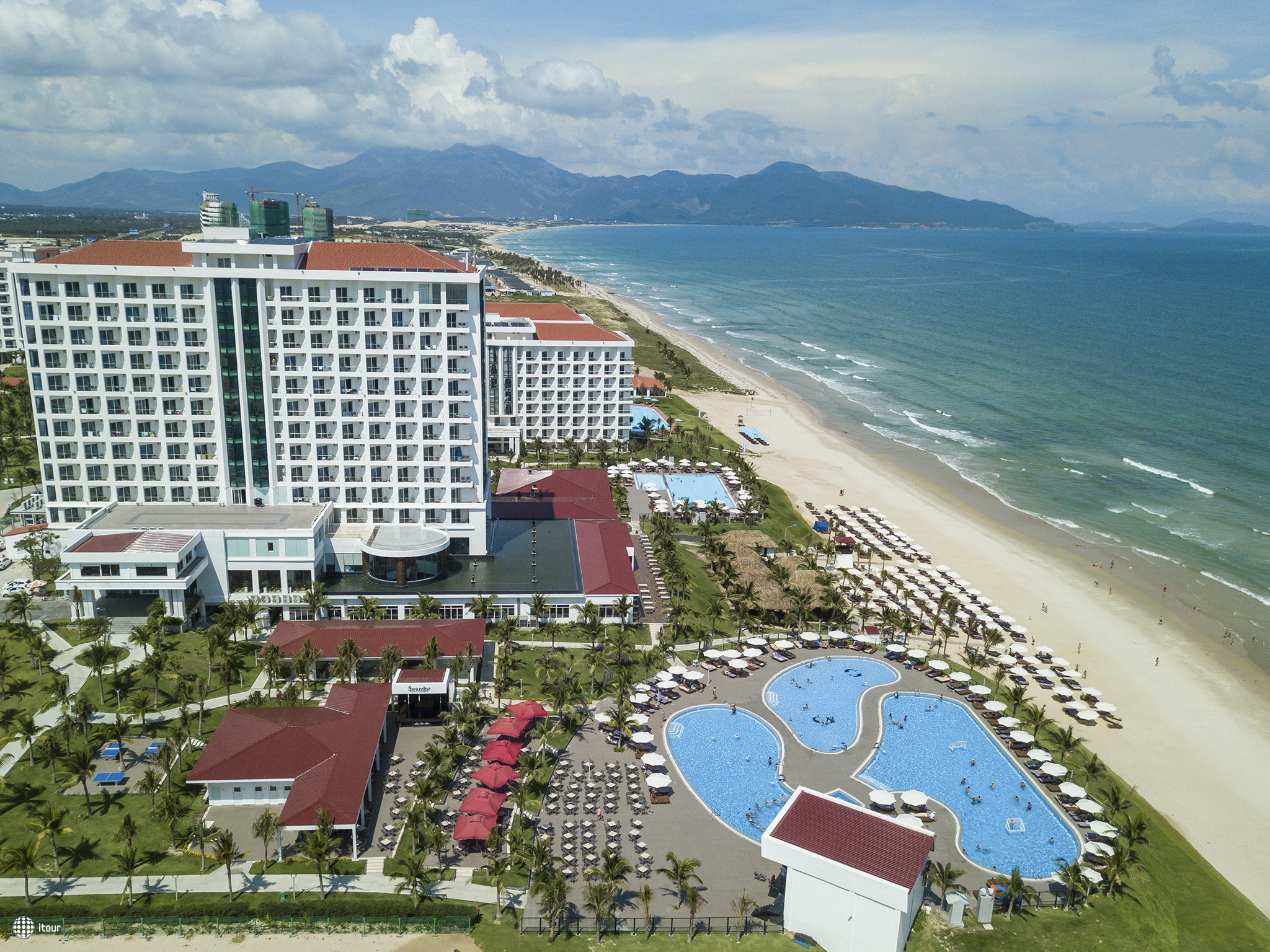 Swandor Cam Ranh Hotels & Resorts 1