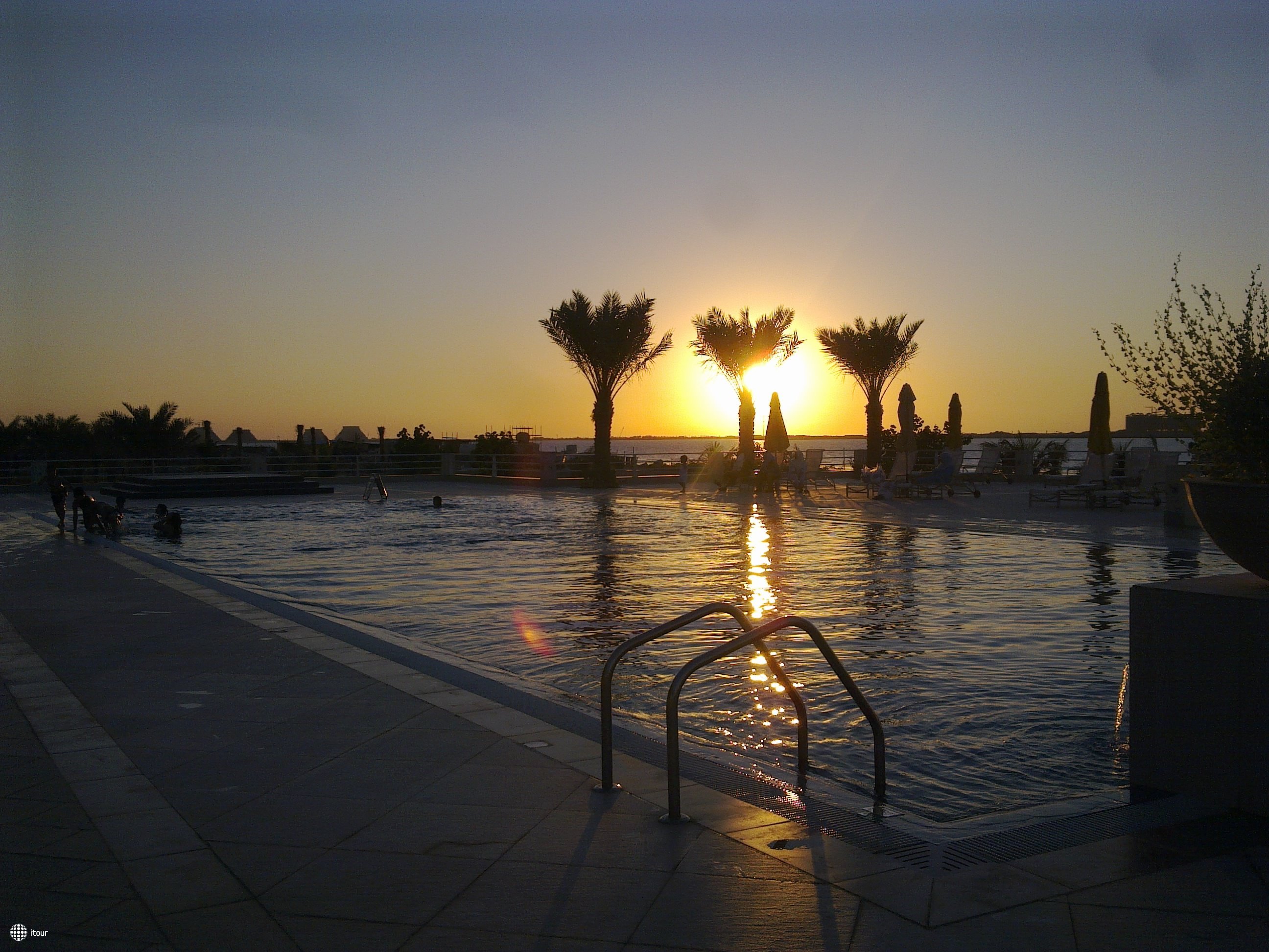 Hilton Al Hamra Beach & Golf Resort 16