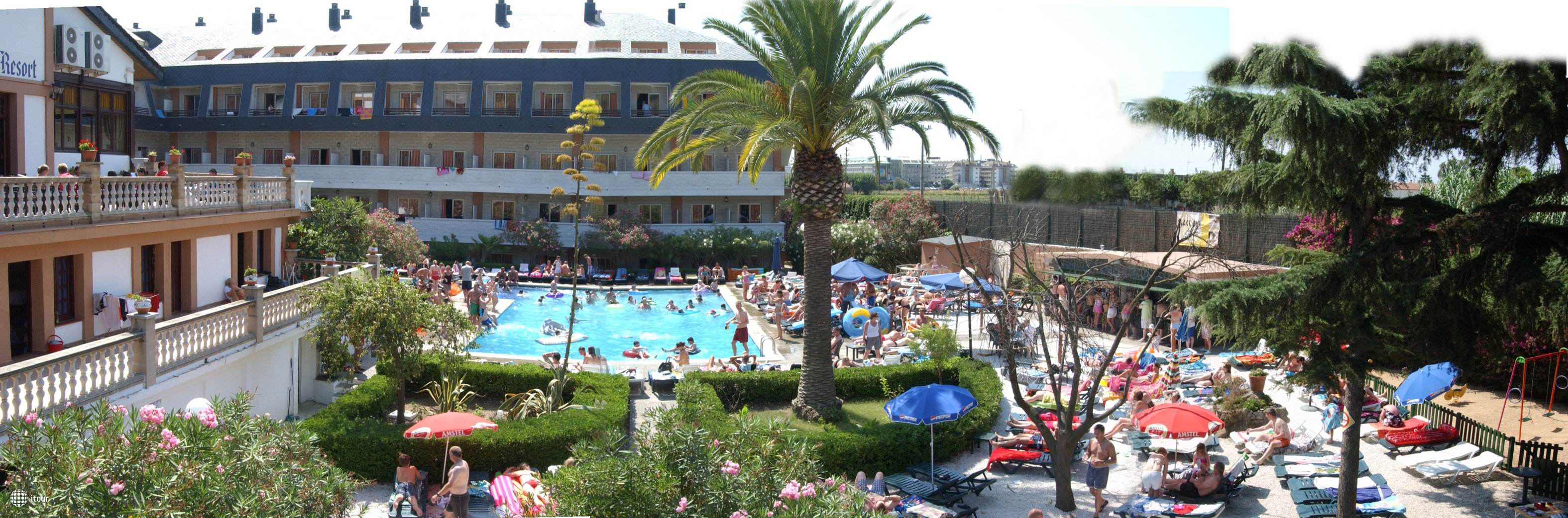 Santa Susanna Resort 2