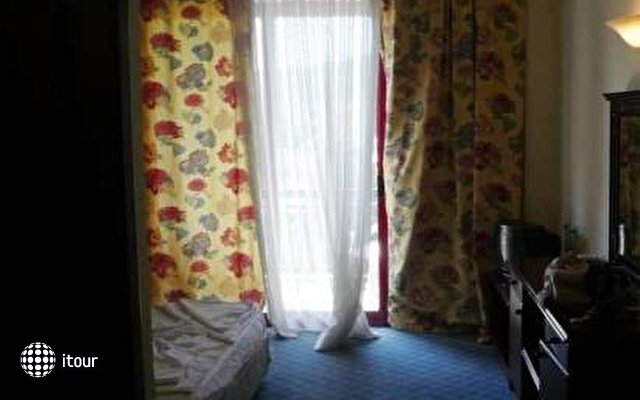 Club Hotel Mira 24