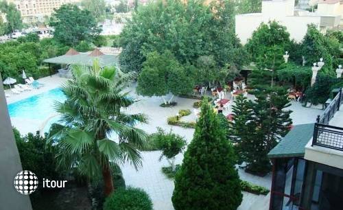 Club Hotel Mira 29