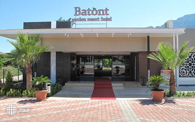 Batont Garden Resort (ex.visage Luxe Resort) 11