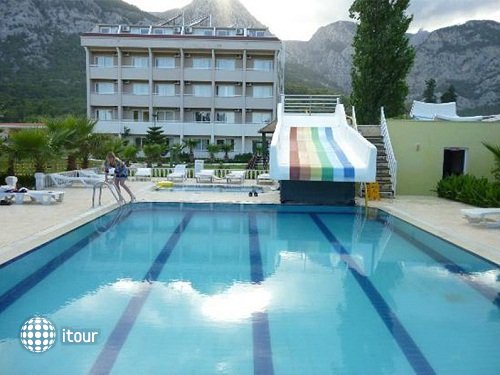 Green Stars Hotel 1