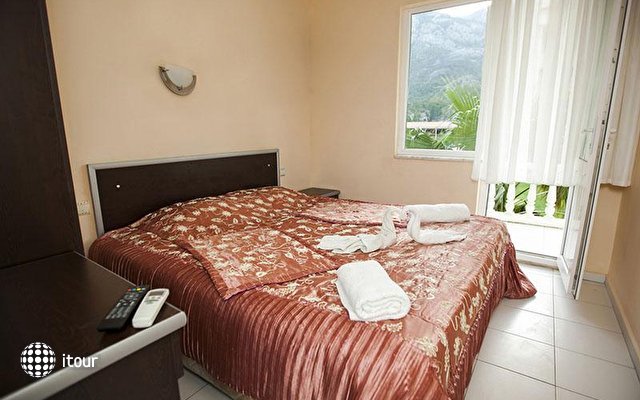 Green Stars Hotel 8