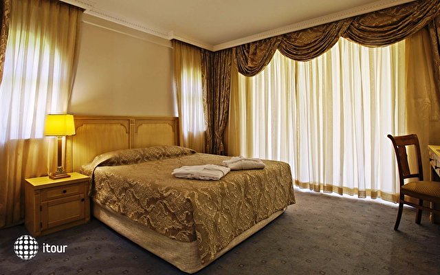 Venezia Palace Deluxe Resort Hotel 15