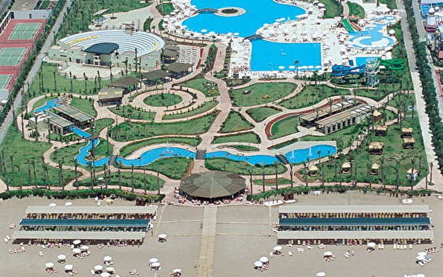 Miracle Resort Hotel 10