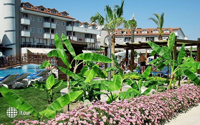 Monachus Hotel Park & Spa 3