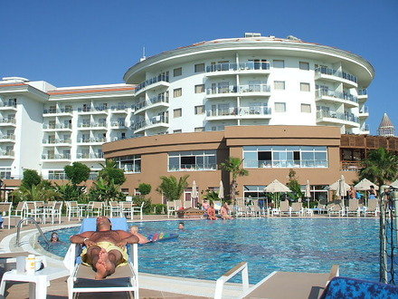 Sea World Resort & Spa 25