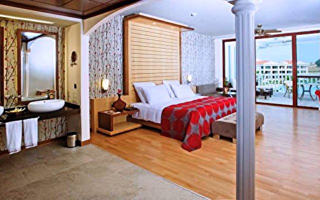 The Kumul Deluxe Resort & Spa 18