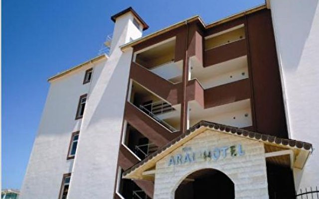 Aral Hotel Side 1