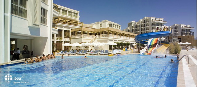 Royal Atlantis Resort & Spa 8
