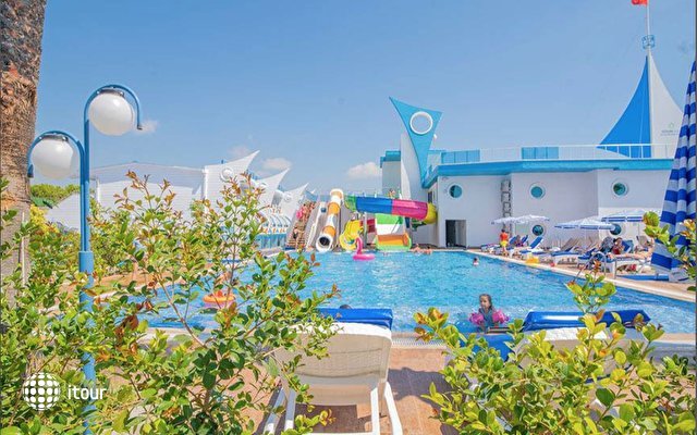 Marine Family Club Hotel 32