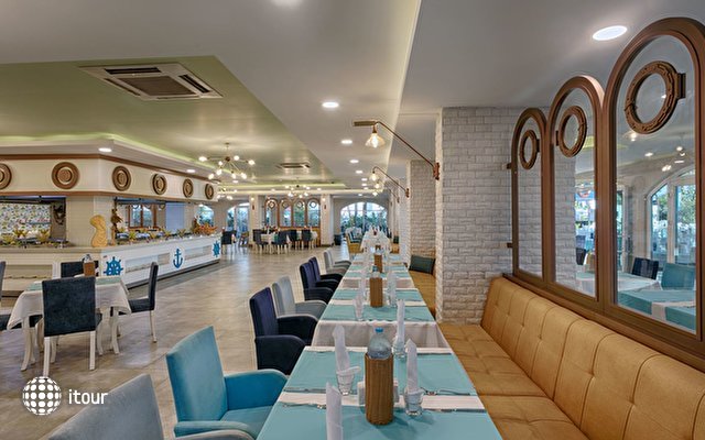 Marine Family Club Hotel 21