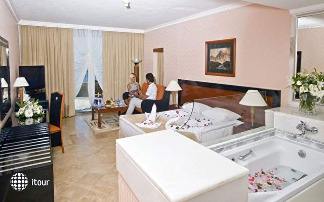 Crystal Sunrise Queen Luxury Resort & Spa 13