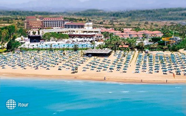 Paloma Oceana Resort 1