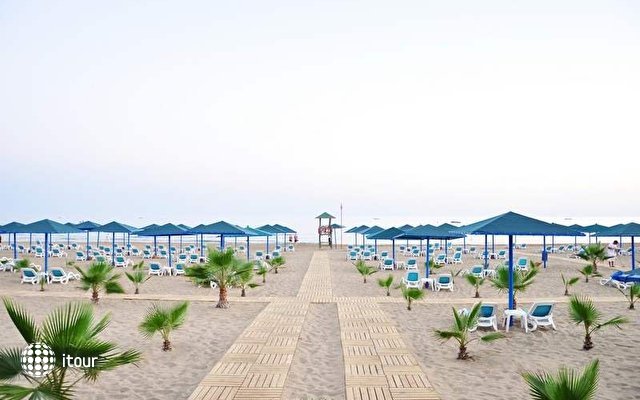 Paloma Oceana Resort 24