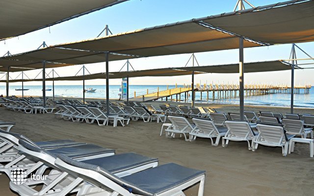 Thalia Beach Resort 58