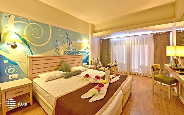 Thalia Beach Resort 36