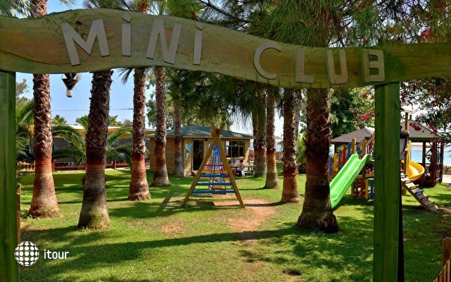 Thalia Beach Resort 33