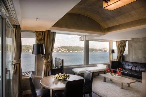 Radisson Blu Bosphorus 15