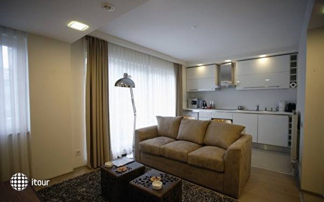 Suite Home 11