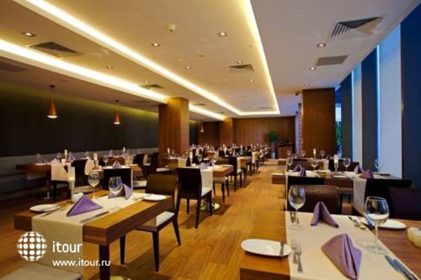 Crowne Plaza Istanbul Harbiye 28